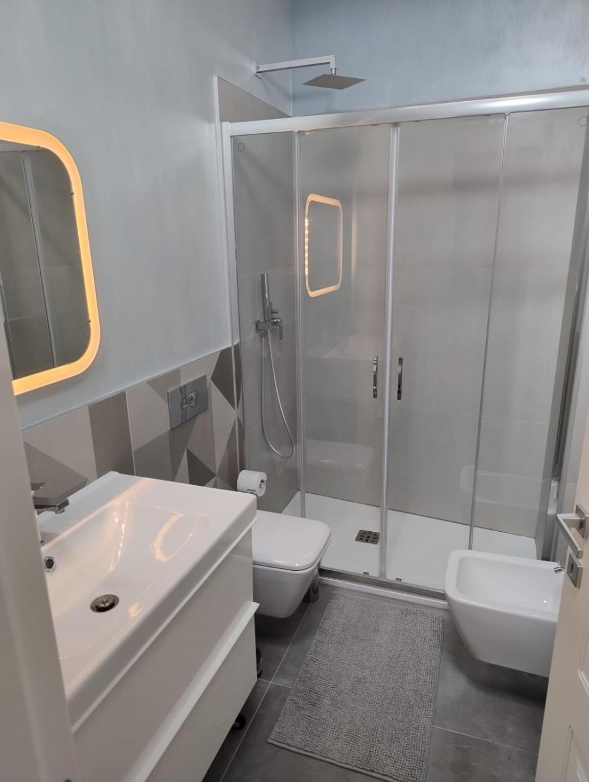 טריאסטה Boutique Apartments Cecilia מראה חיצוני תמונה